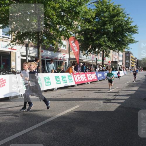 15.09.2024 - PSD Bank Halbmarathon Miley Keyser http://msf.ph/oto/7058247 15.09.2024 10:27:54 Ziel 14, 27, 28, 37, 43, 73, 77, 101, 103, 108, 128, 138, 230, 247, 249, 261, 296 meine-sportfotos.de