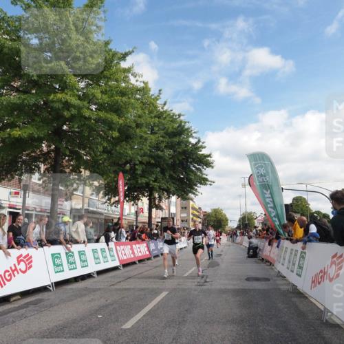 15.09.2024 - PSD Bank Halbmarathon Miley Keyser http://msf.ph/oto/7058253 15.09.2024 12:05:55 Ziel 1684, 2043, 2072, 2283, 2407, 2669, 2787, 3042, 3115, 3217, 3535 meine-sportfotos.de