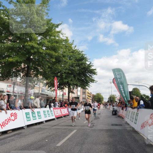 15.09.2024 - PSD Bank Halbmarathon Miley Keyser http://msf.ph/oto/7058261 15.09.2024 12:05:56 Ziel 1684, 1821, 2043, 2072, 2283, 2407, 2669, 2787, 2804, 3042, 3115, 3217, 3535 meine-sportfotos.de