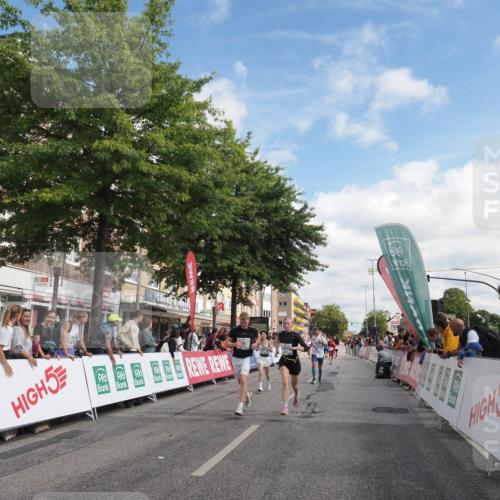 15.09.2024 - PSD Bank Halbmarathon Miley Keyser http://msf.ph/oto/7058265 15.09.2024 12:05:56 Ziel 1684, 1821, 2043, 2072, 2283, 2407, 2669, 2787, 2804, 3042, 3115, 3217, 3535 meine-sportfotos.de