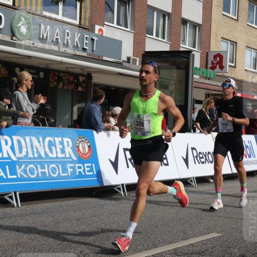 15.09.2024 - PSD Bank Halbmarathon Michael Strokosch http://msf.ph/oto/7058272 15.09.2024 11:37:36 Ziel 756, 1056, 1105, 1163, 1199, 1234, 1238, 1306, 2625, 2674 meine-sportfotos.de