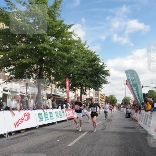 15.09.2024 - PSD Bank Halbmarathon Miley Keyser http://msf.ph/oto/7058274 15.09.2024 12:05:56 Ziel 1684, 1821, 2043, 2072, 2283, 2407, 2669, 2787, 2804, 3042, 3115, 3217, 3535 meine-sportfotos.de