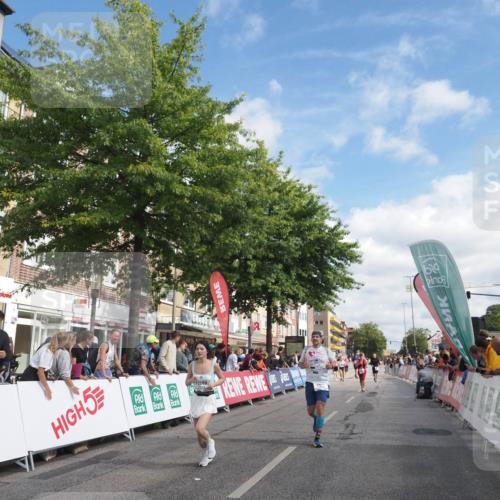 15.09.2024 - PSD Bank Halbmarathon Miley Keyser http://msf.ph/oto/7058298 15.09.2024 12:05:58 Ziel 1607, 1684, 1821, 2072, 2283, 2407, 2669, 2787, 2804, 3042, 3115, 3217, 3535 meine-sportfotos.de