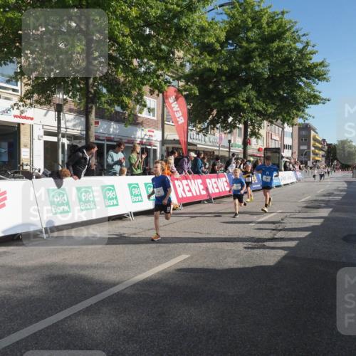 15.09.2024 - PSD Bank Halbmarathon Miley Keyser http://msf.ph/oto/7058305 15.09.2024 10:28:01 Ziel 14, 43, 77, 84, 94, 108, 128, 132, 138, 161, 208, 217, 230, 247, 261, 262, 293, 296 meine-sportfotos.de