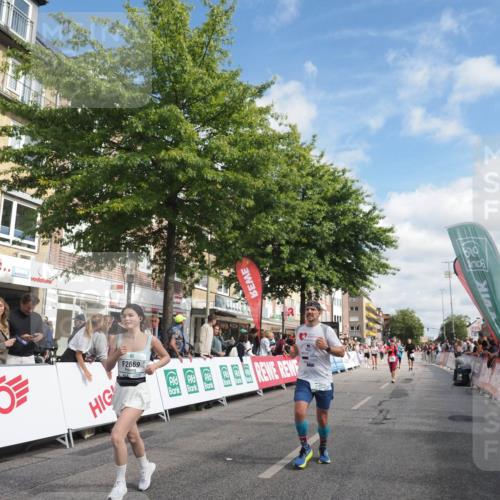 15.09.2024 - PSD Bank Halbmarathon Miley Keyser http://msf.ph/oto/7058323 15.09.2024 12:05:59 Ziel 1518, 1607, 1684, 1821, 2072, 2283, 2407, 2669, 2787, 2804, 3042, 3115, 3217, 3535 meine-sportfotos.de