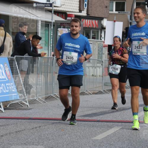 15.09.2024 - PSD Bank Halbmarathon Michael Strokosch http://msf.ph/oto/7058324 15.09.2024 13:00:09 Ziel 2433, 2435, 2830 meine-sportfotos.de