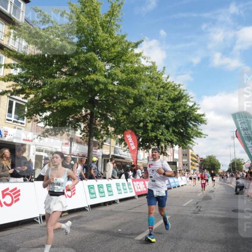 15.09.2024 - PSD Bank Halbmarathon Miley Keyser http://msf.ph/oto/7058327 15.09.2024 12:05:59 Ziel 1518, 1607, 1684, 1821, 2072, 2283, 2407, 2669, 2787, 2804, 3042, 3115, 3217, 3535 meine-sportfotos.de