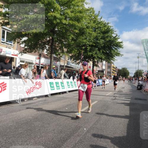 15.09.2024 - PSD Bank Halbmarathon Miley Keyser http://msf.ph/oto/7058356 15.09.2024 12:06:03 Ziel 1518, 1607, 1821, 2072, 2283, 2407, 2669, 2804, 2947, 3115, 3217, 3535 meine-sportfotos.de