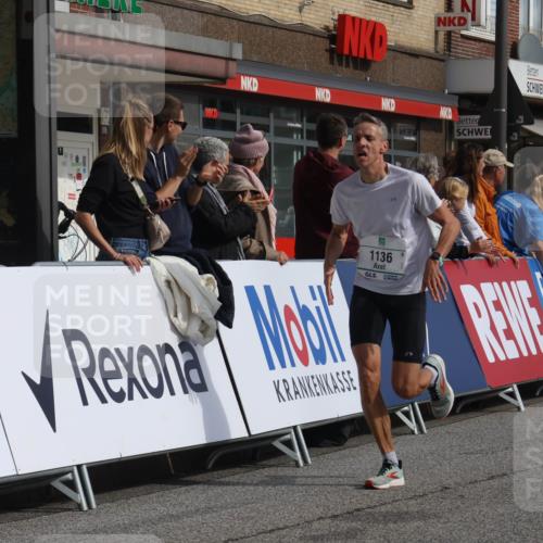 15.09.2024 - PSD Bank Halbmarathon Michael Strokosch http://msf.ph/oto/7058390 15.09.2024 11:37:48 Ziel 932, 1136, 1234, 1238, 1742, 1922 meine-sportfotos.de