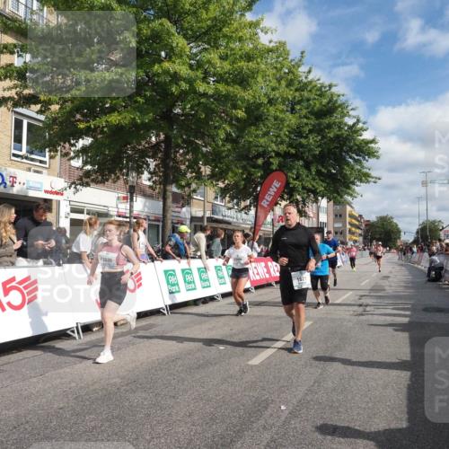 15.09.2024 - PSD Bank Halbmarathon Miley Keyser http://msf.ph/oto/7058419 15.09.2024 12:06:06 Ziel 1518, 1607, 1821, 1831, 2072, 2407, 2669, 2804, 2947, 3115, 3535 meine-sportfotos.de