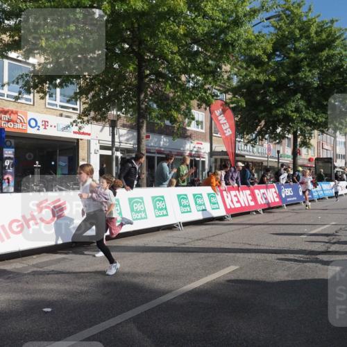 15.09.2024 - PSD Bank Halbmarathon Miley Keyser http://msf.ph/oto/7058422 15.09.2024 10:28:12 Ziel 14, 43, 84, 94, 132, 135, 149, 161, 166, 208, 217, 230, 258, 262, 285, 293 meine-sportfotos.de