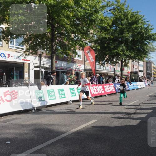 15.09.2024 - PSD Bank Halbmarathon Miley Keyser http://msf.ph/oto/7058429 15.09.2024 10:28:14 Ziel 14, 84, 89, 94, 132, 135, 149, 161, 166, 208, 217, 230, 258, 262, 285, 293 meine-sportfotos.de