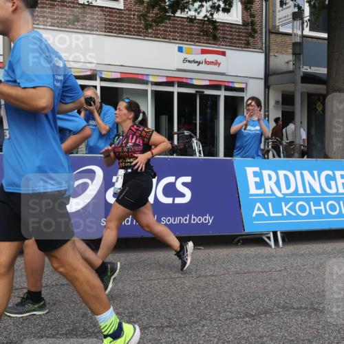 15.09.2024 - PSD Bank Halbmarathon Michael Strokosch http://msf.ph/oto/7058435 15.09.2024 13:00:17 Ziel 2433, 2435, 2830 meine-sportfotos.de