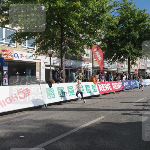 15.09.2024 - PSD Bank Halbmarathon Miley Keyser http://msf.ph/oto/7058454 15.09.2024 10:28:16 Ziel 45, 84, 89, 92, 94, 132, 135, 149, 161, 166, 208, 217, 258, 262, 285, 293 meine-sportfotos.de