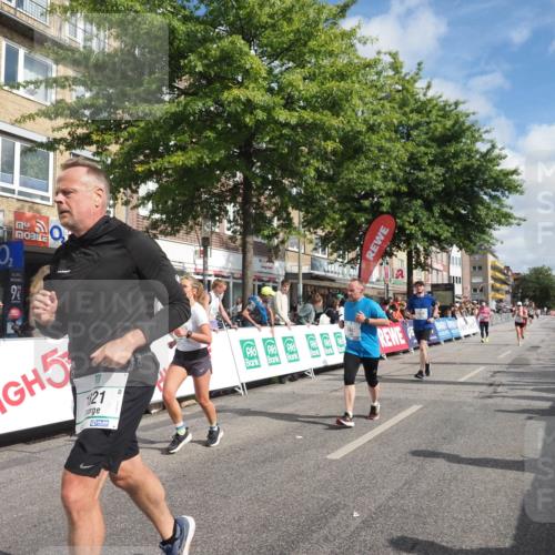 15.09.2024 - PSD Bank Halbmarathon Miley Keyser http://msf.ph/oto/7058456 15.09.2024 12:06:07 Ziel 1518, 1607, 1821, 1831, 2280, 2407, 2669, 2804, 2854, 2947, 3115, 3535 meine-sportfotos.de