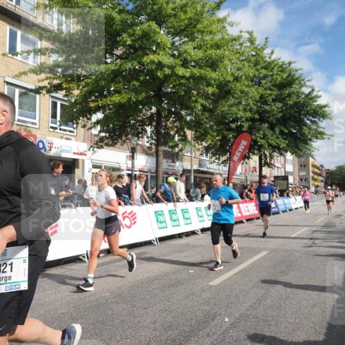 15.09.2024 - PSD Bank Halbmarathon Miley Keyser http://msf.ph/oto/7058460 15.09.2024 12:06:07 Ziel 1518, 1607, 1821, 1831, 2280, 2407, 2669, 2804, 2854, 2947, 3115, 3535 meine-sportfotos.de