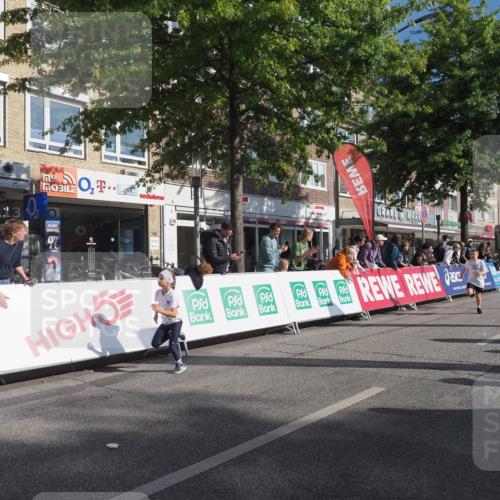 15.09.2024 - PSD Bank Halbmarathon Miley Keyser http://msf.ph/oto/7058462 15.09.2024 10:28:16 Ziel 45, 84, 89, 92, 94, 132, 135, 149, 161, 166, 208, 217, 258, 262, 285, 293 meine-sportfotos.de