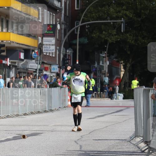 15.09.2024 - PSD Bank Halbmarathon Michael Strokosch http://msf.ph/oto/7058463 15.09.2024 13:00:50 Ziel  meine-sportfotos.de