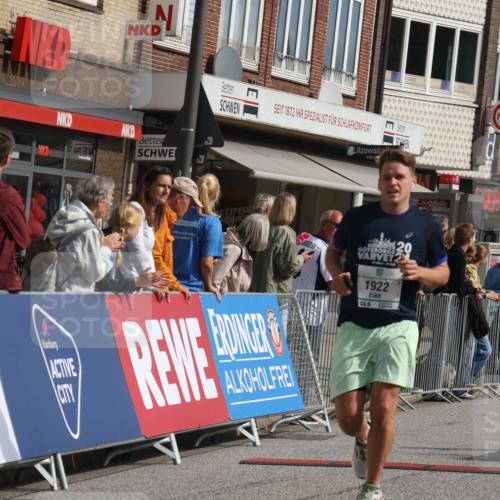 15.09.2024 - PSD Bank Halbmarathon Michael Strokosch http://msf.ph/oto/7058465 15.09.2024 11:37:55 Ziel 932, 1136, 1177, 1742, 1922 meine-sportfotos.de