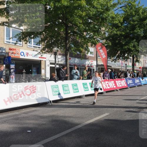 15.09.2024 - PSD Bank Halbmarathon Miley Keyser http://msf.ph/oto/7058470 15.09.2024 10:28:17 Ziel 45, 84, 89, 92, 94, 132, 135, 149, 161, 166, 208, 217, 258, 262, 285, 293 meine-sportfotos.de