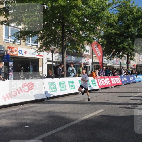 15.09.2024 - PSD Bank Halbmarathon Miley Keyser http://msf.ph/oto/7058474 15.09.2024 10:28:17 Ziel 45, 84, 89, 92, 94, 132, 135, 149, 161, 166, 208, 217, 258, 262, 285, 293 meine-sportfotos.de