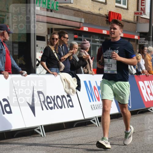 15.09.2024 - PSD Bank Halbmarathon Michael Strokosch http://msf.ph/oto/7058488 15.09.2024 11:37:57 Ziel 932, 1136, 1177, 1742, 1922 meine-sportfotos.de