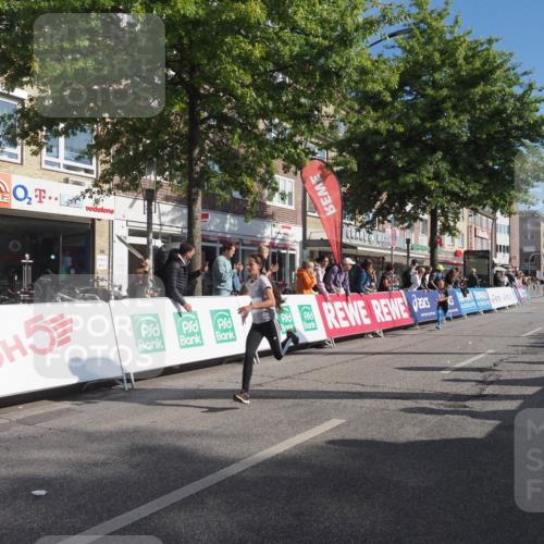 15.09.2024 - PSD Bank Halbmarathon Miley Keyser http://msf.ph/oto/7058507 15.09.2024 10:28:20 Ziel 45, 84, 89, 92, 132, 135, 149, 161, 166, 183, 208, 217, 243, 258, 285 meine-sportfotos.de