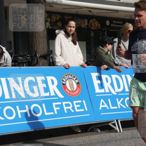 15.09.2024 - PSD Bank Halbmarathon Michael Strokosch http://msf.ph/oto/7058508 15.09.2024 11:37:58 Ziel 932, 1136, 1177, 1472, 1742, 1922 meine-sportfotos.de