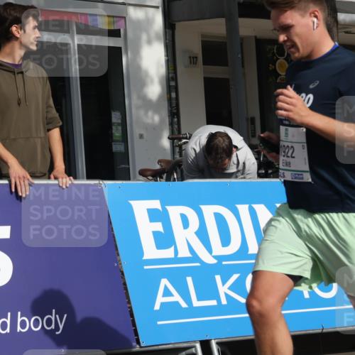 15.09.2024 - PSD Bank Halbmarathon Michael Strokosch http://msf.ph/oto/7058516 15.09.2024 11:37:59 Ziel 932, 1136, 1177, 1472, 1742, 1922 meine-sportfotos.de