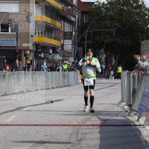 15.09.2024 - PSD Bank Halbmarathon Michael Strokosch http://msf.ph/oto/7058529 15.09.2024 13:00:58 Ziel 2377 meine-sportfotos.de