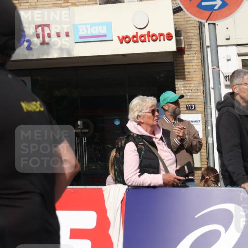 15.09.2024 - PSD Bank Halbmarathon Michael Strokosch http://msf.ph/oto/7058532 15.09.2024 11:38:00 Ziel 932, 1136, 1177, 1472, 1742, 1922 meine-sportfotos.de