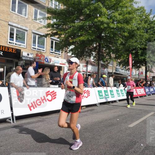 15.09.2024 - PSD Bank Halbmarathon Miley Keyser http://msf.ph/oto/7058541 15.09.2024 12:06:13 Ziel 1518, 1607, 1821, 1831, 2280, 2804, 2854, 2947, 3115, 3350, 3535 meine-sportfotos.de
