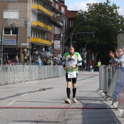 15.09.2024 - PSD Bank Halbmarathon Michael Strokosch http://msf.ph/oto/7058550 15.09.2024 13:01:00 Ziel 2377 meine-sportfotos.de