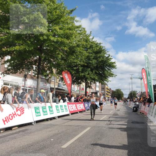 15.09.2024 - PSD Bank Halbmarathon Miley Keyser http://msf.ph/oto/7058565 15.09.2024 12:06:17 Ziel 1518, 1607, 1697, 1747, 1821, 1831, 2280, 2718, 2804, 2854, 2947, 3350 meine-sportfotos.de