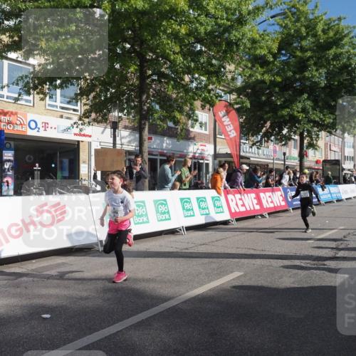 15.09.2024 - PSD Bank Halbmarathon Miley Keyser http://msf.ph/oto/7058599 15.09.2024 10:28:31 Ziel 26, 45, 89, 92, 149, 162, 183, 184, 192, 243, 273, 285, 305 meine-sportfotos.de