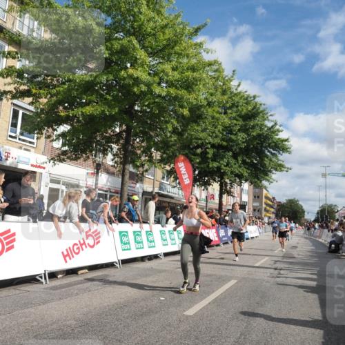 15.09.2024 - PSD Bank Halbmarathon Miley Keyser http://msf.ph/oto/7058604 15.09.2024 12:06:18 Ziel 1518, 1607, 1697, 1747, 1821, 1831, 2280, 2718, 2804, 2854, 2947, 3350 meine-sportfotos.de