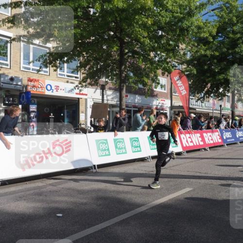 15.09.2024 - PSD Bank Halbmarathon Miley Keyser http://msf.ph/oto/7058614 15.09.2024 10:28:31 Ziel 26, 45, 89, 92, 149, 162, 183, 184, 192, 243, 273, 285, 305 meine-sportfotos.de