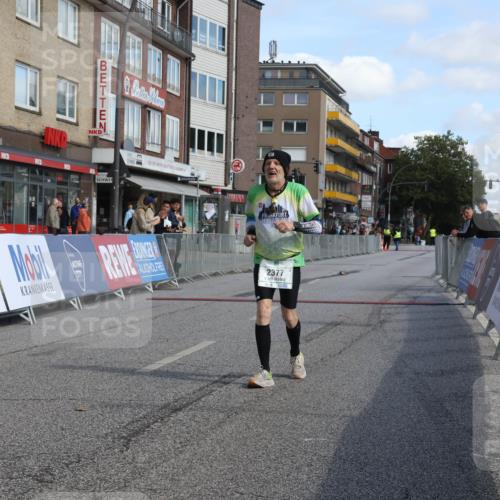 15.09.2024 - PSD Bank Halbmarathon Michael Strokosch http://msf.ph/oto/7058619 15.09.2024 13:01:07 Ziel 2377 meine-sportfotos.de