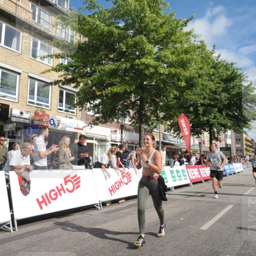 15.09.2024 - PSD Bank Halbmarathon Miley Keyser http://msf.ph/oto/7058629 15.09.2024 12:06:19 Ziel 1518, 1607, 1697, 1747, 1824, 1831, 2280, 2718, 2854, 2947, 3350 meine-sportfotos.de
