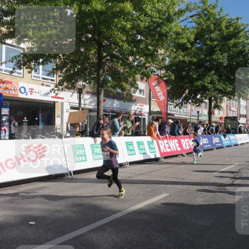 15.09.2024 - PSD Bank Halbmarathon Miley Keyser http://msf.ph/oto/7058639 15.09.2024 10:28:34 Ziel 26, 45, 89, 92, 162, 183, 184, 192, 205, 243, 273, 285, 305 meine-sportfotos.de