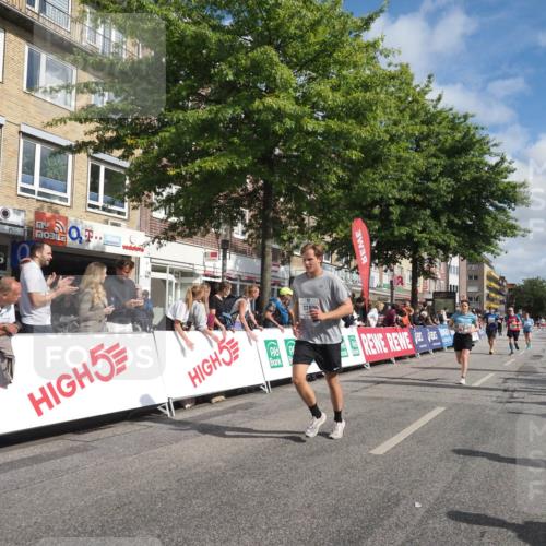 15.09.2024 - PSD Bank Halbmarathon Miley Keyser http://msf.ph/oto/7058641 15.09.2024 12:06:20 Ziel 1518, 1697, 1747, 1824, 1831, 2036, 2280, 2718, 2854, 2947, 3350 meine-sportfotos.de