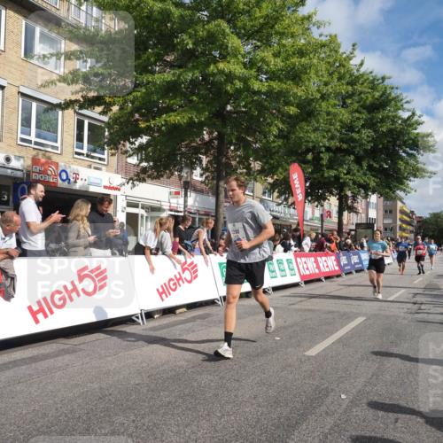15.09.2024 - PSD Bank Halbmarathon Miley Keyser http://msf.ph/oto/7058645 15.09.2024 12:06:20 Ziel 1518, 1697, 1747, 1824, 1831, 2036, 2280, 2718, 2854, 2947, 3350 meine-sportfotos.de