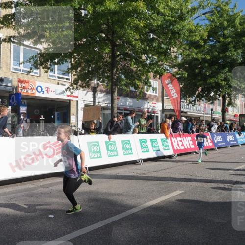 15.09.2024 - PSD Bank Halbmarathon Miley Keyser http://msf.ph/oto/7058647 15.09.2024 10:28:35 Ziel 26, 45, 89, 92, 162, 183, 184, 192, 205, 235, 243, 273, 305 meine-sportfotos.de
