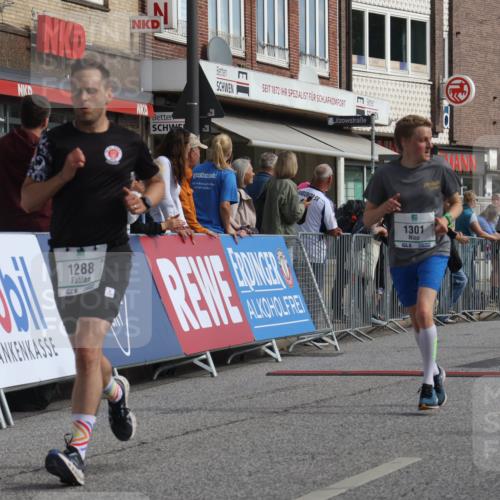 15.09.2024 - PSD Bank Halbmarathon Michael Strokosch http://msf.ph/oto/7058652 15.09.2024 11:38:13 Ziel 764, 1288, 1301, 1472, 1478 meine-sportfotos.de