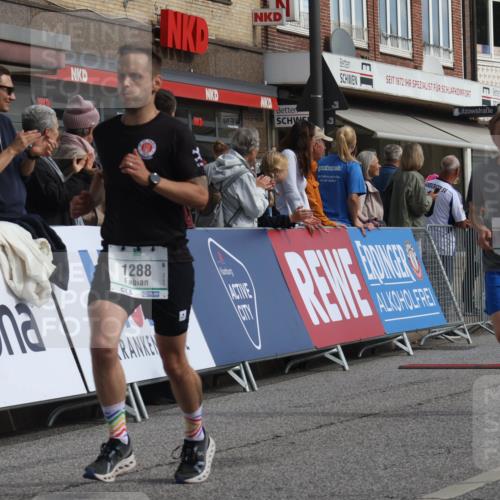 15.09.2024 - PSD Bank Halbmarathon Michael Strokosch http://msf.ph/oto/7058657 15.09.2024 11:38:13 Ziel 764, 1288, 1301, 1472, 1478 meine-sportfotos.de