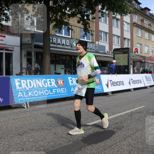 15.09.2024 - PSD Bank Halbmarathon Michael Strokosch http://msf.ph/oto/7058679 15.09.2024 13:01:10 Ziel 2377 meine-sportfotos.de
