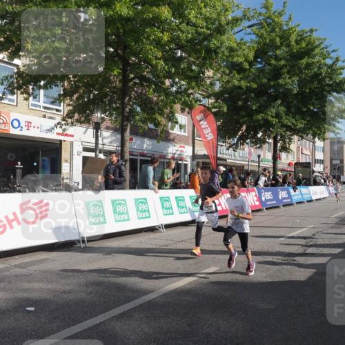 15.09.2024 - PSD Bank Halbmarathon Miley Keyser http://msf.ph/oto/7058694 15.09.2024 10:28:40 Ziel 26, 130, 140, 162, 183, 184, 192, 205, 235, 243, 273, 305 meine-sportfotos.de