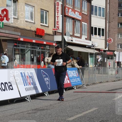15.09.2024 - PSD Bank Halbmarathon Michael Strokosch http://msf.ph/oto/7058716 15.09.2024 13:04:19 Ziel 1898 meine-sportfotos.de