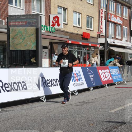 15.09.2024 - PSD Bank Halbmarathon Michael Strokosch http://msf.ph/oto/7058744 15.09.2024 13:04:21 Ziel 1898 meine-sportfotos.de