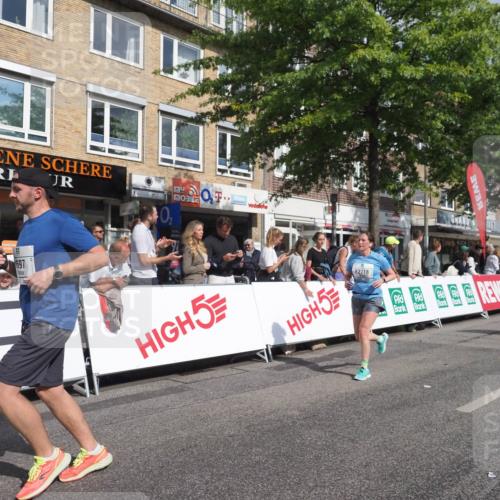 15.09.2024 - PSD Bank Halbmarathon Miley Keyser http://msf.ph/oto/7058751 15.09.2024 12:06:27 Ziel 1464, 1697, 1747, 1824, 2036, 2092, 2177, 2280, 2334, 2340, 2718, 2854, 3350 meine-sportfotos.de